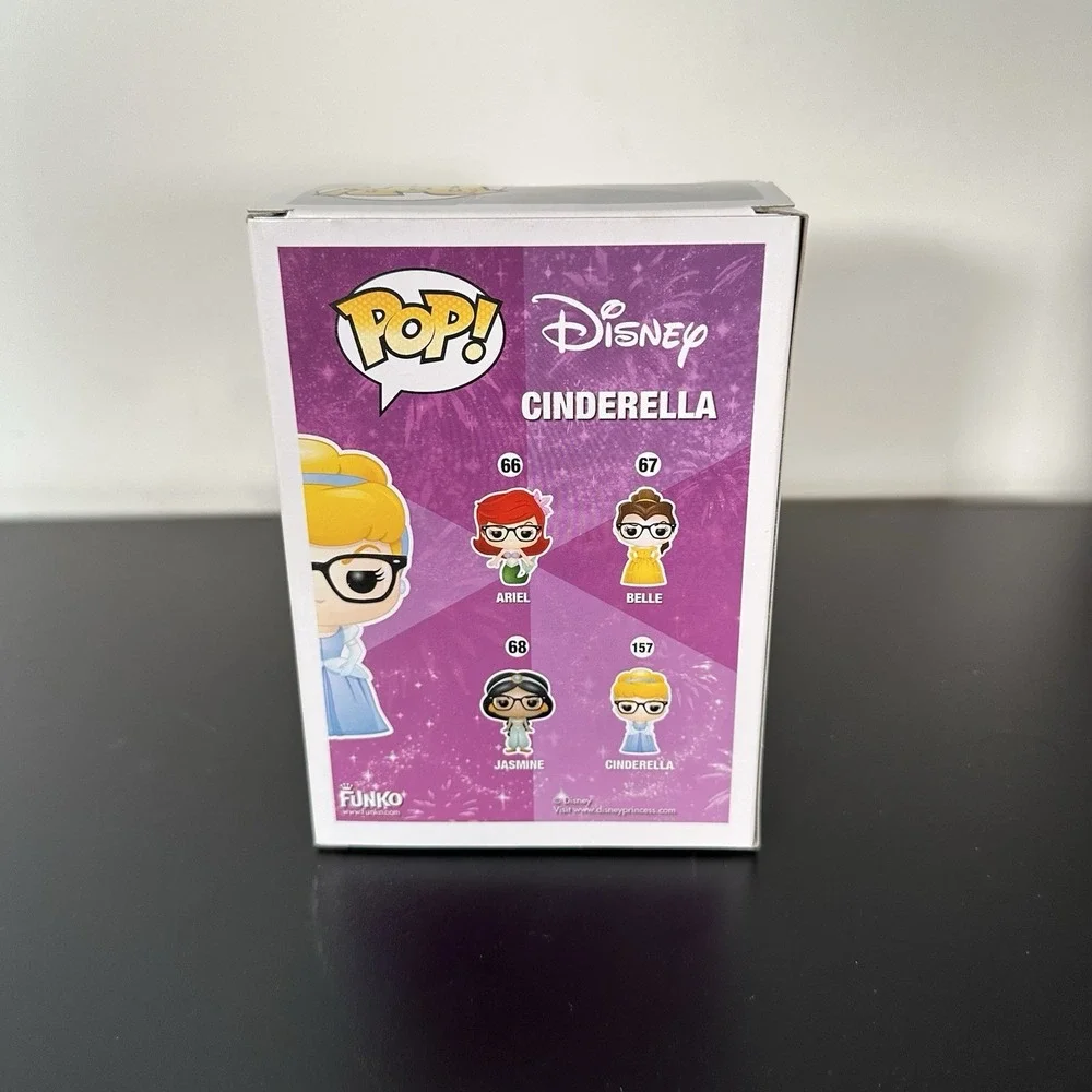 Funko Pop Disney Cinderella 157 Glasses Hot Topic Exclusive Vinyl Figure Vaulted